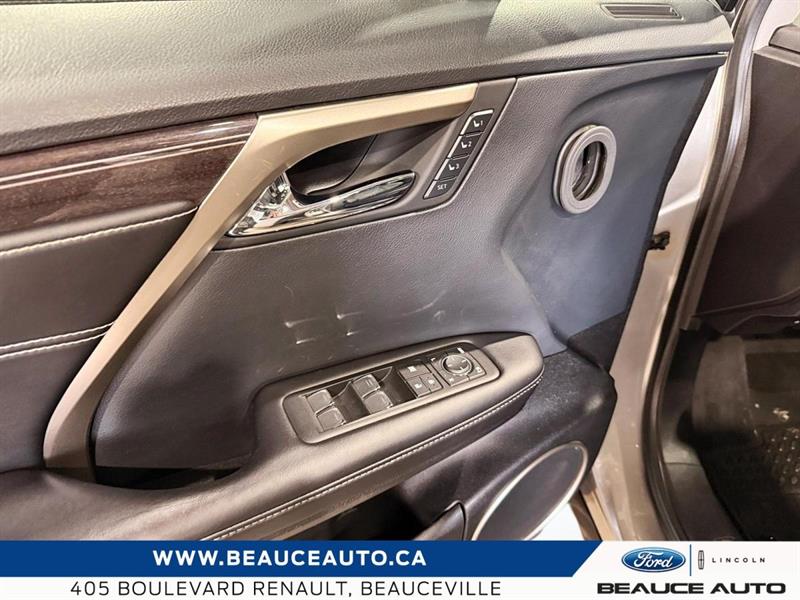 lexus RX 350 2020 - 17