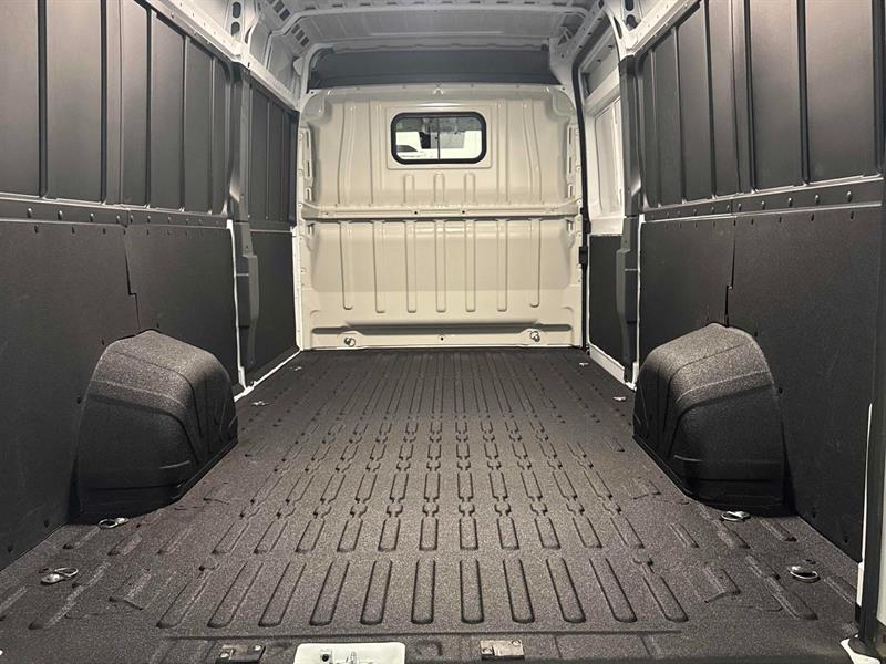 ram ProMaster 3500 2025 - 11