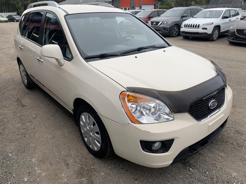 kia Rondo 2011 - 4