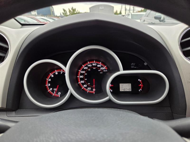 toyota Matrix 2012 - 30