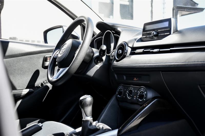 toyota Yaris 2016 - 11