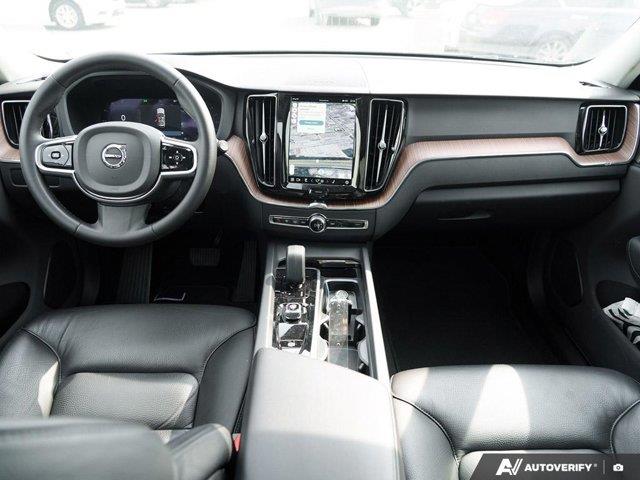 volvo XC60 2024 - 25