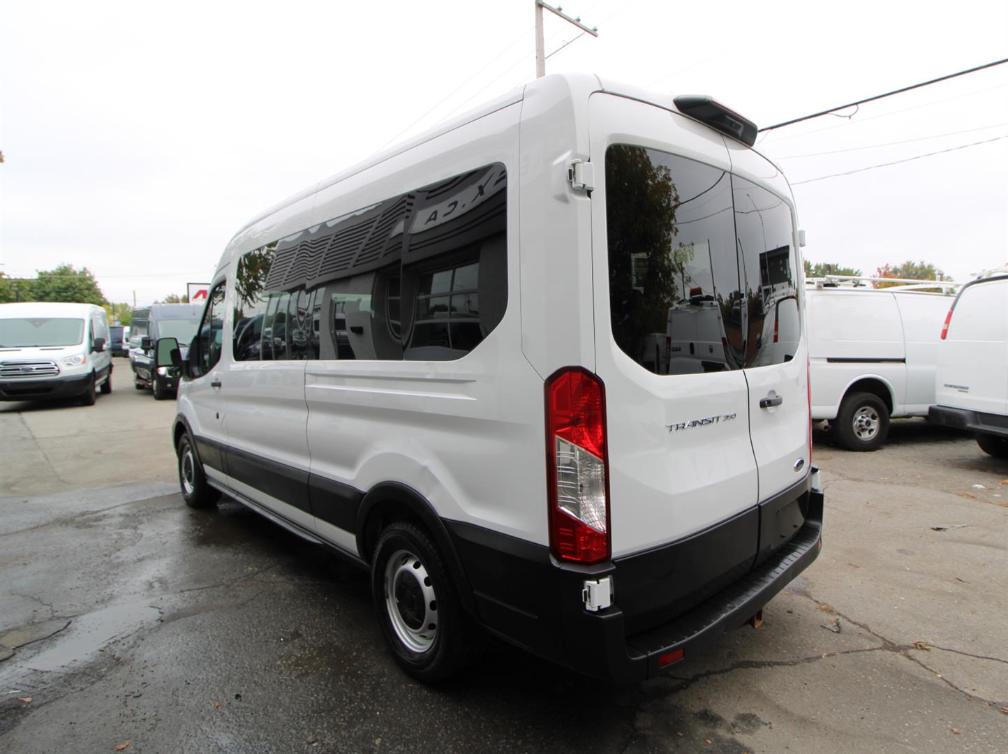 ford Transit Passenger Wagon 2021 - 11