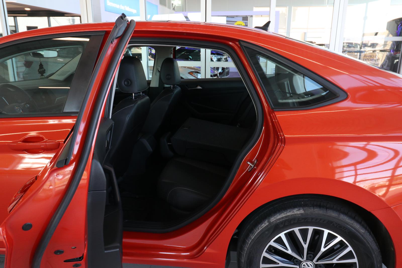 volkswagen Jetta 2019 - 11
