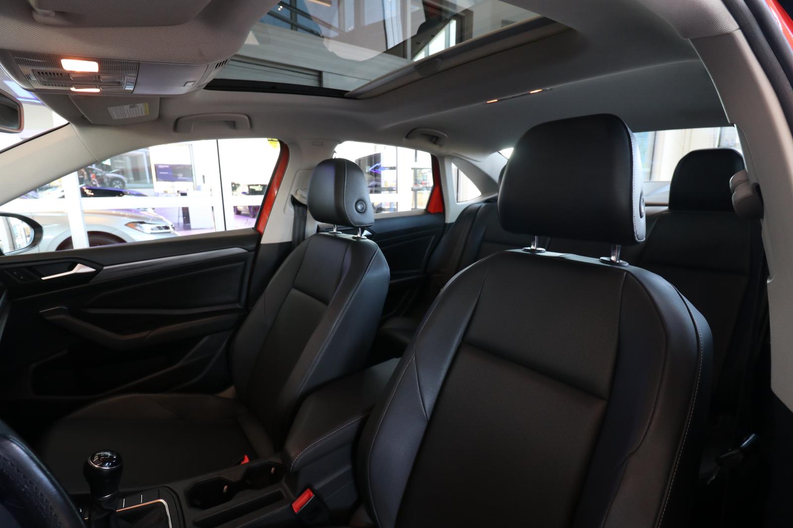 volkswagen Jetta 2019 - 13