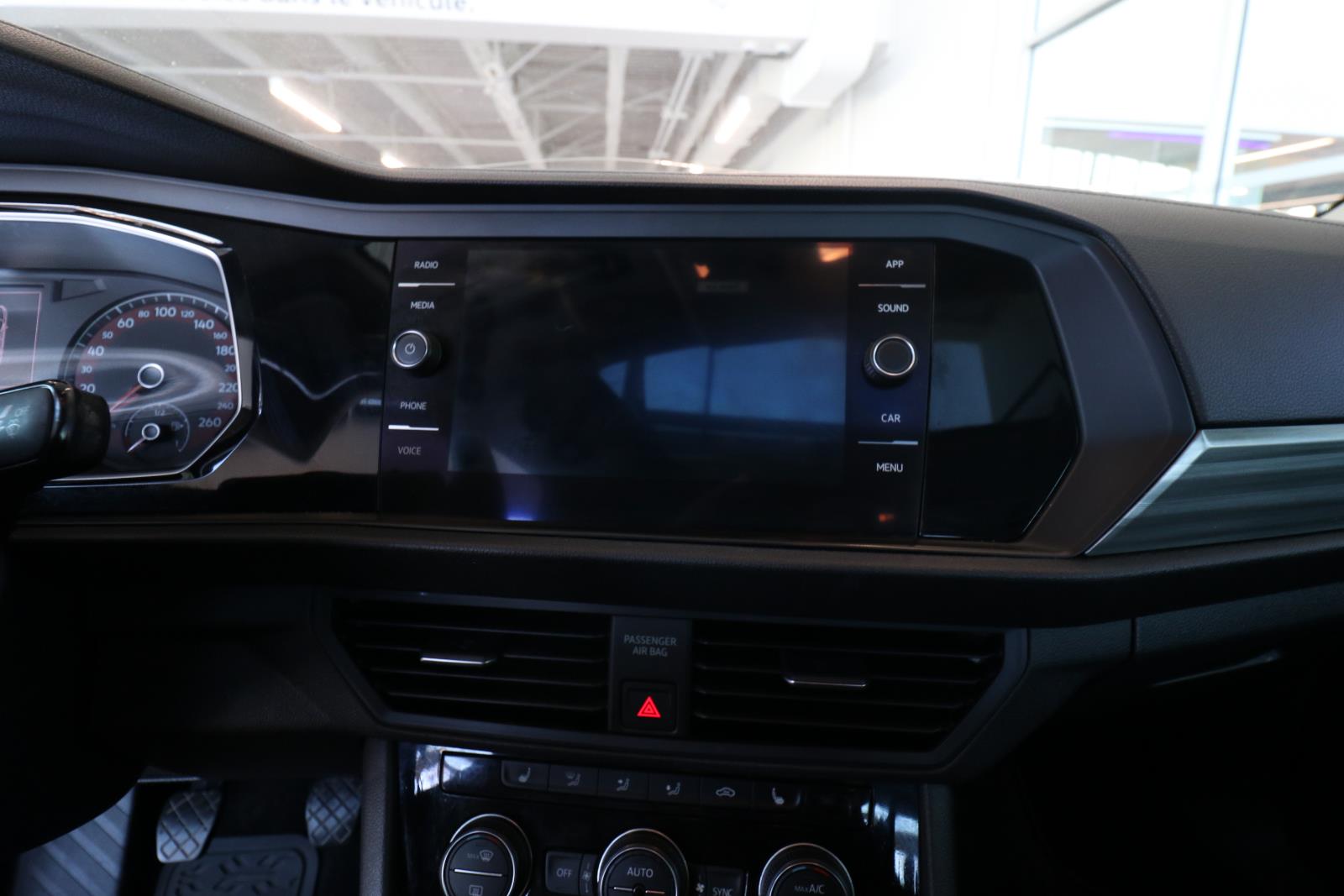 volkswagen Jetta 2019 - 15