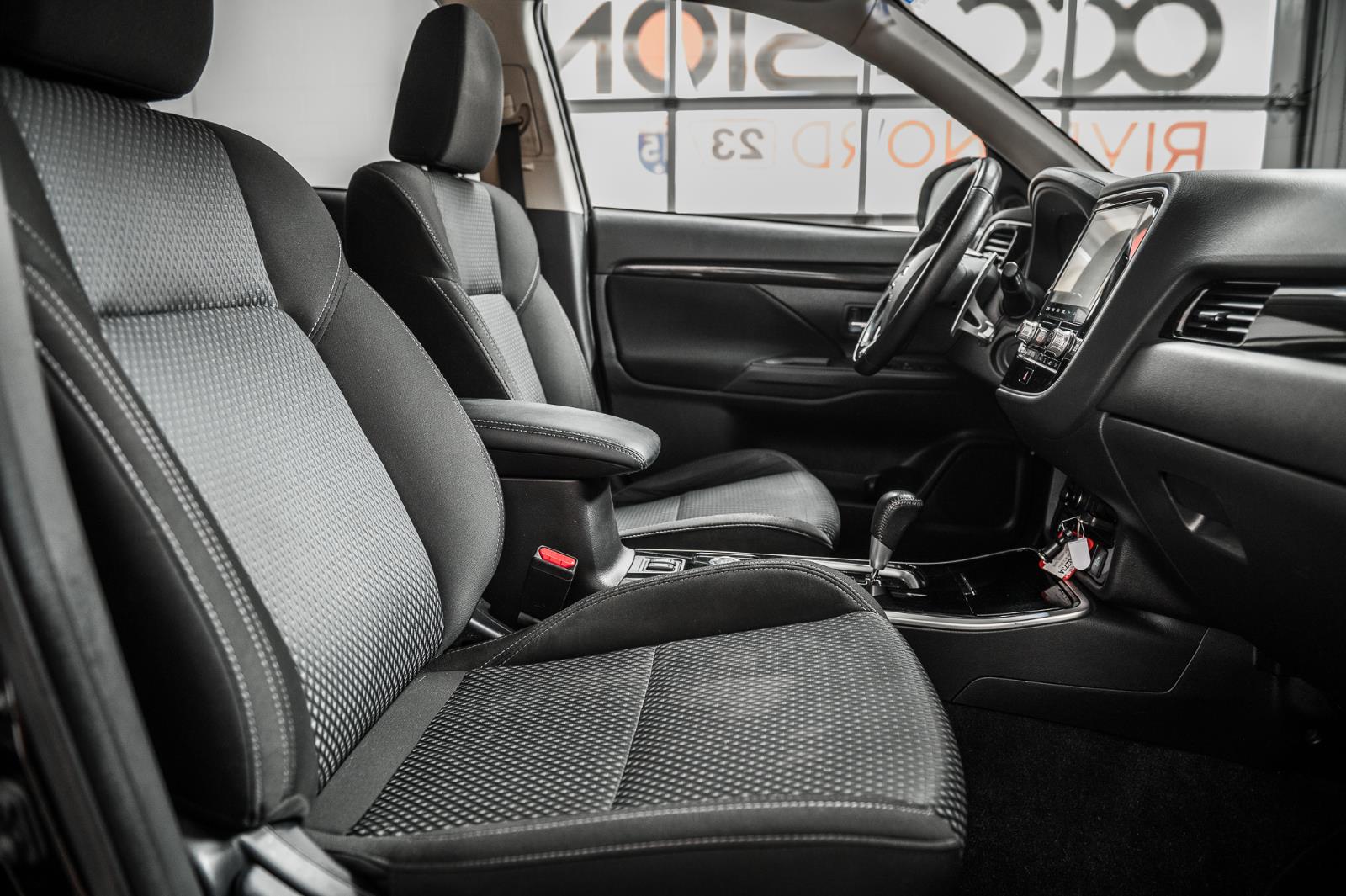 mitsubishi Outlander 2020 - 40