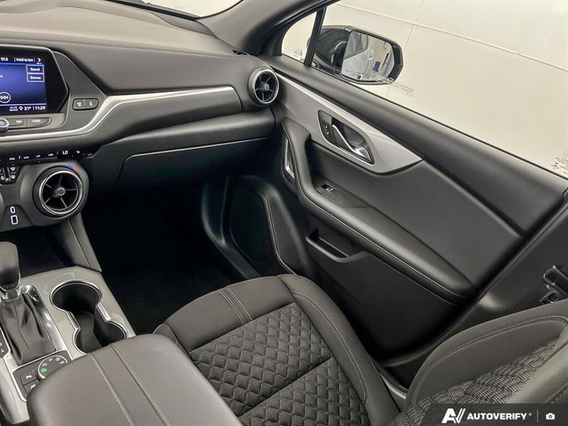 chevrolet Blazer 2022 - 26