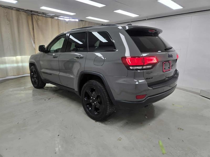 jeep GRAND CHEROKEE LAR/ALT 2020 - 6