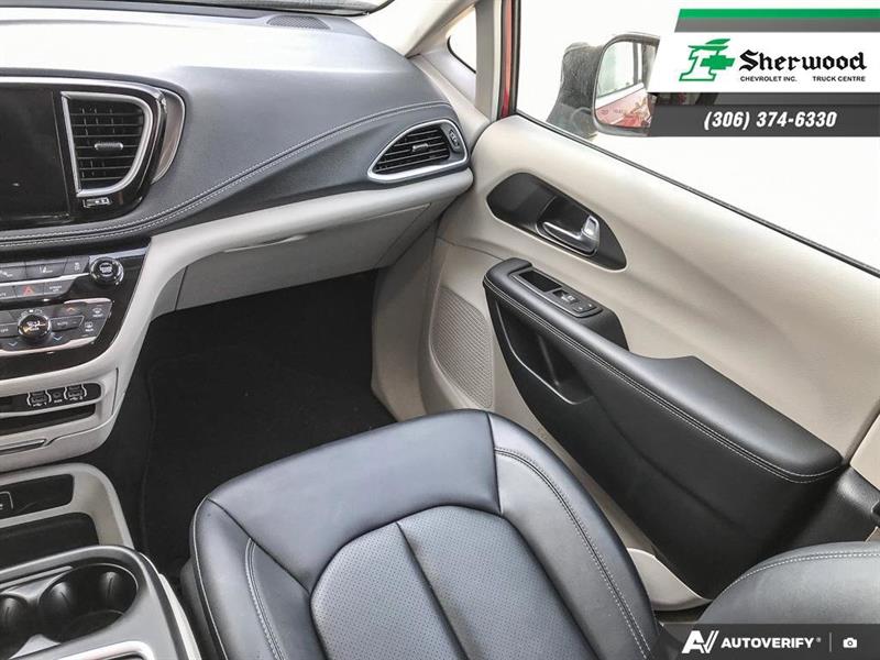 chrysler Pacifica 2024 - 25