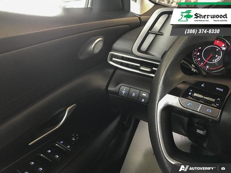 hyundai Elantra 2021 - 17