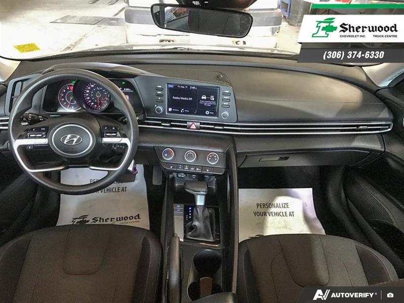 hyundai Elantra 2021 - 24