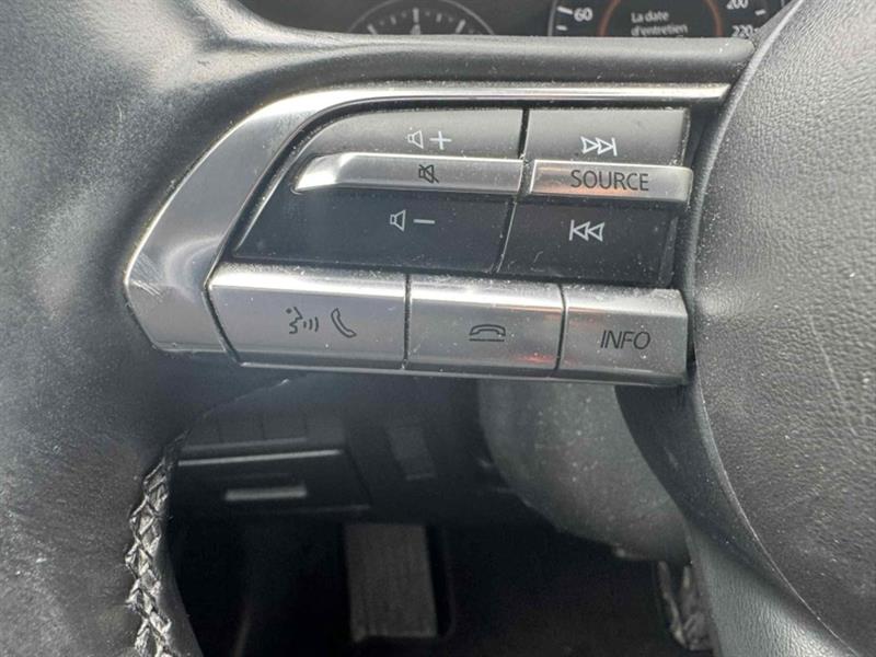 mazda Mazda3 2023 - 16