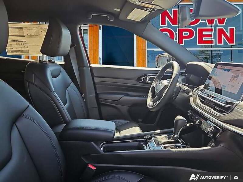 jeep Compass 2025 - 16