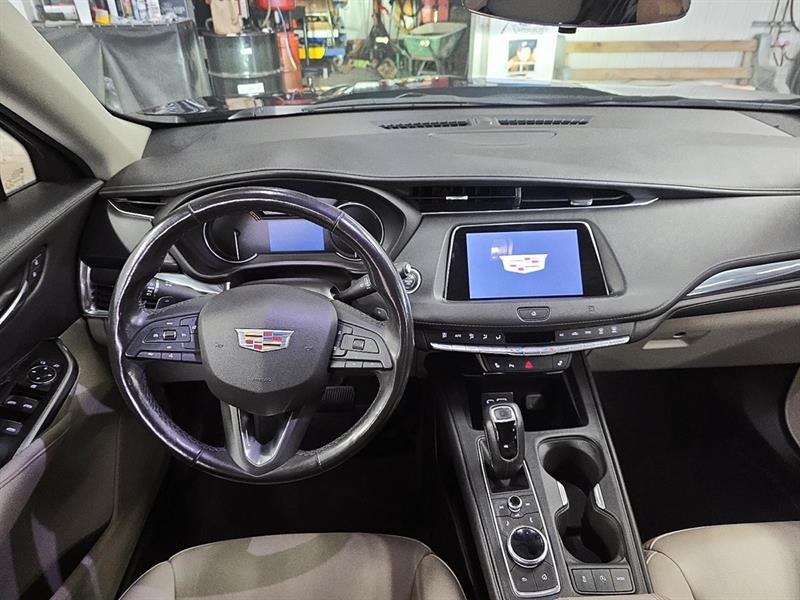 cadillac XT4 2019 - 11