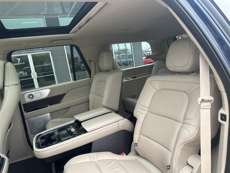 lincoln Navigator 2018 - 18
