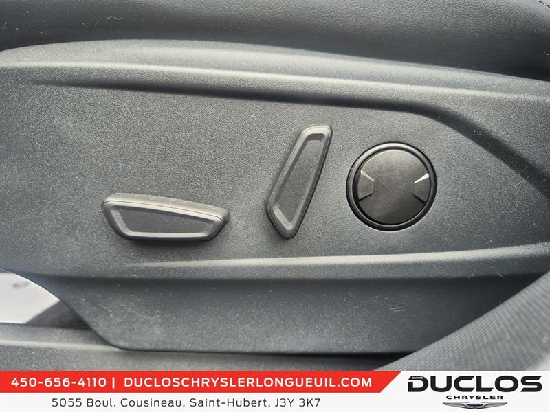 ford Mustang Mach-E 2022 - 16