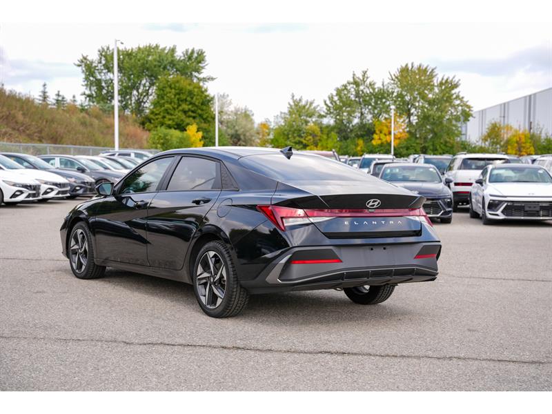 hyundai Elantra 2025 - 3