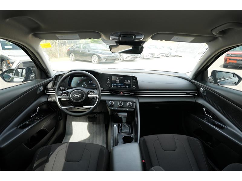 hyundai Elantra 2025 - 14