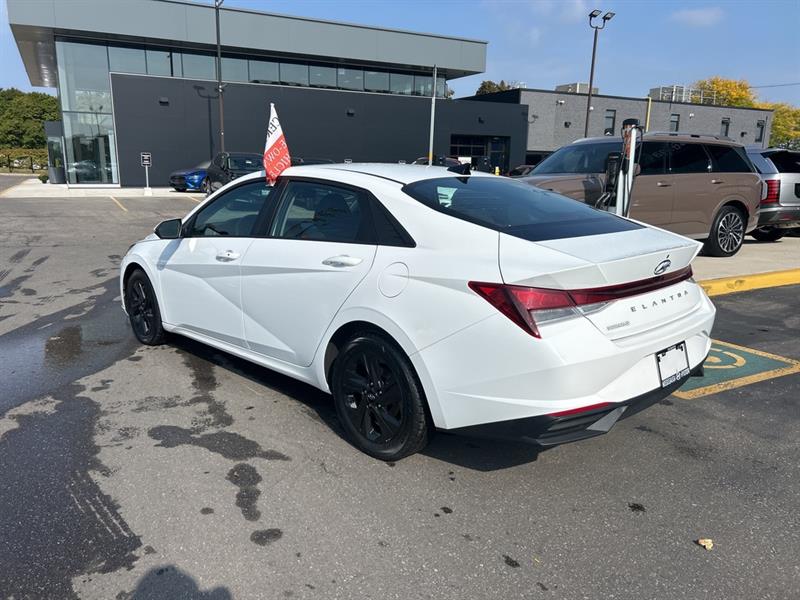 hyundai Elantra 2022 - 4
