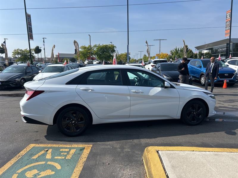 hyundai Elantra 2022 - 7