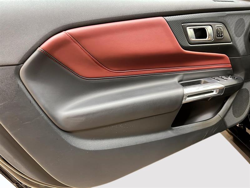 ford Mustang 2024 - 25