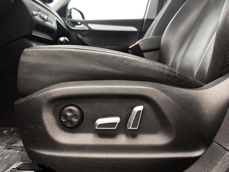 audi Q3 2017 - 19