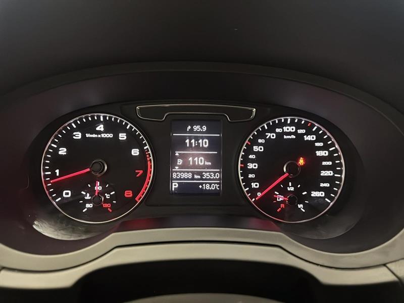 audi Q3 2017 - 38