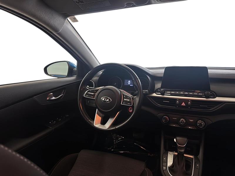 kia Forte 2021 - 19