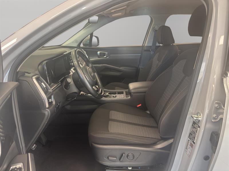 kia Sorento 2023 - 12