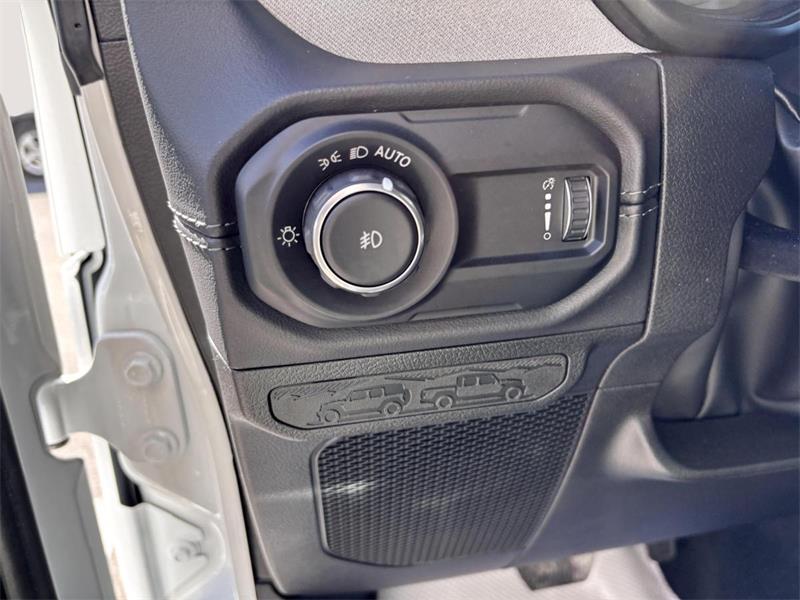 jeep Wrangler 2025 - 15