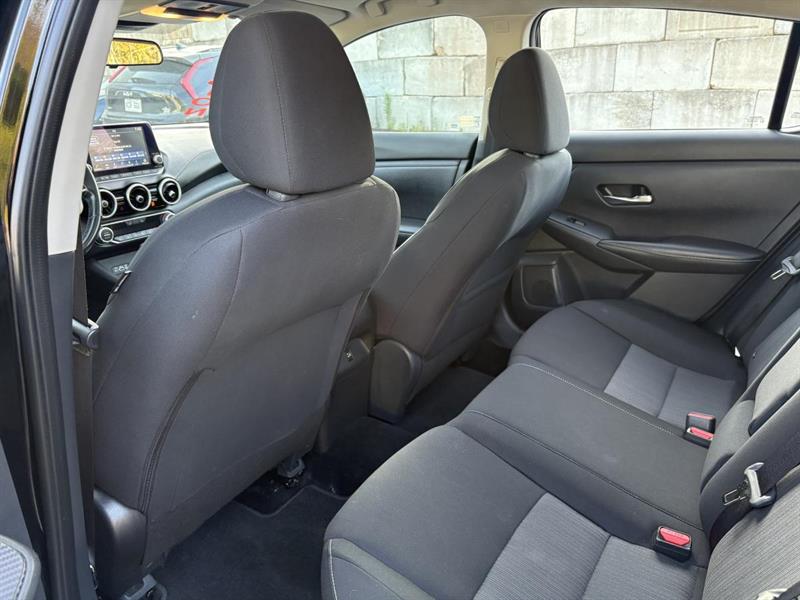 nissan Sentra 2022 - 32