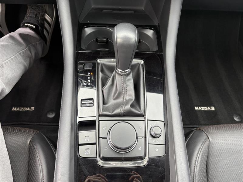 mazda Mazda3 2024 - 38