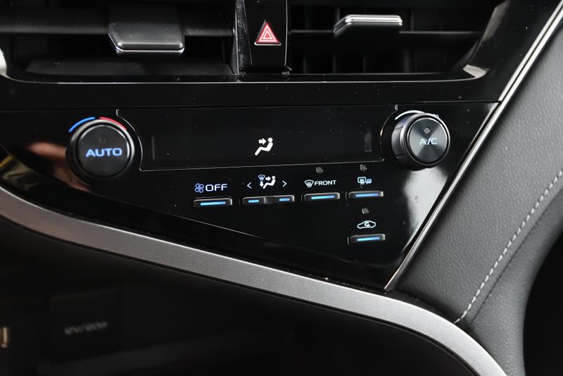 toyota Camry 2022 - 21