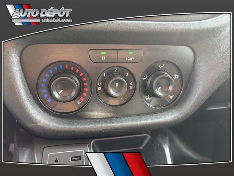 ram ProMaster City 2020 - 12