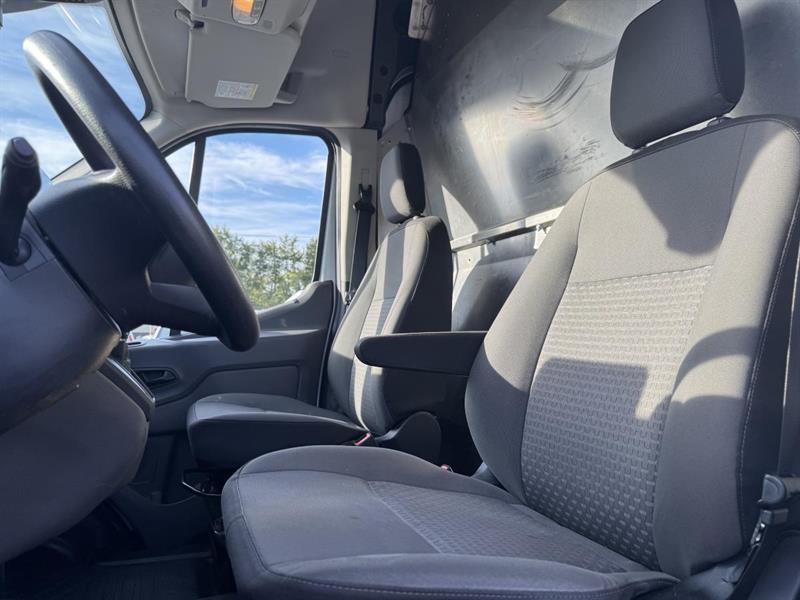 ford Transit fourgon utilitaire 2020 - 18