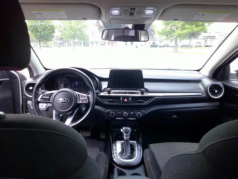 kia Forte 2020 - 12