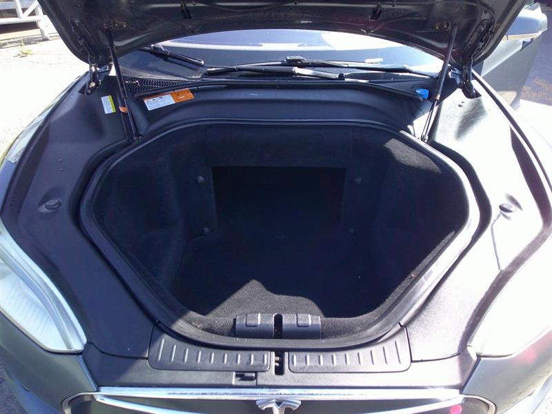 tesla Model S 2013 - 18