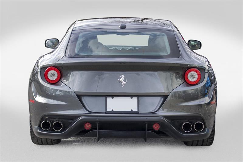 Ferrari FF 5
