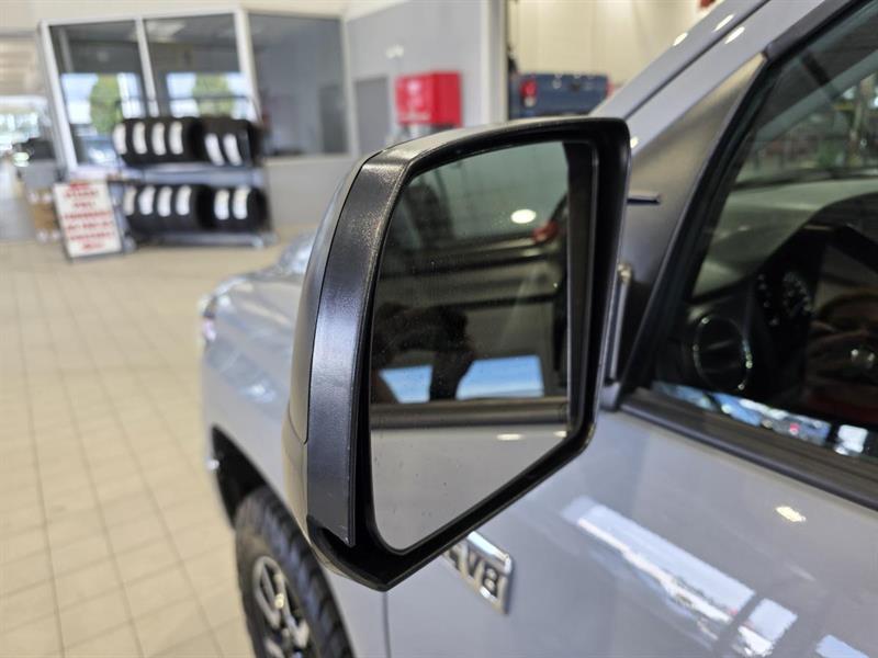 toyota Tundra 2019 - 16