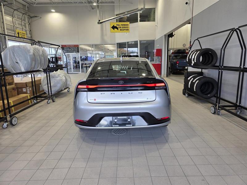 toyota Prius 2024 - 7