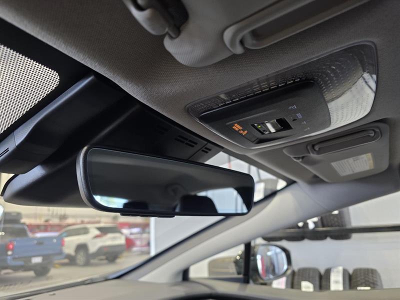 toyota Prius 2024 - 29