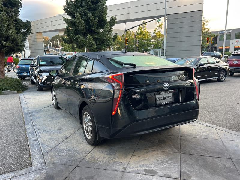 toyota Prius 2018 - 3
