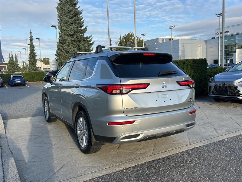 mitsubishi Outlander rechargeable 2024 - 3