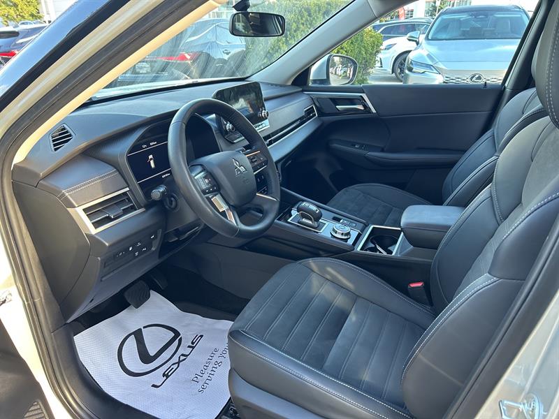 mitsubishi Outlander rechargeable 2024 - 16
