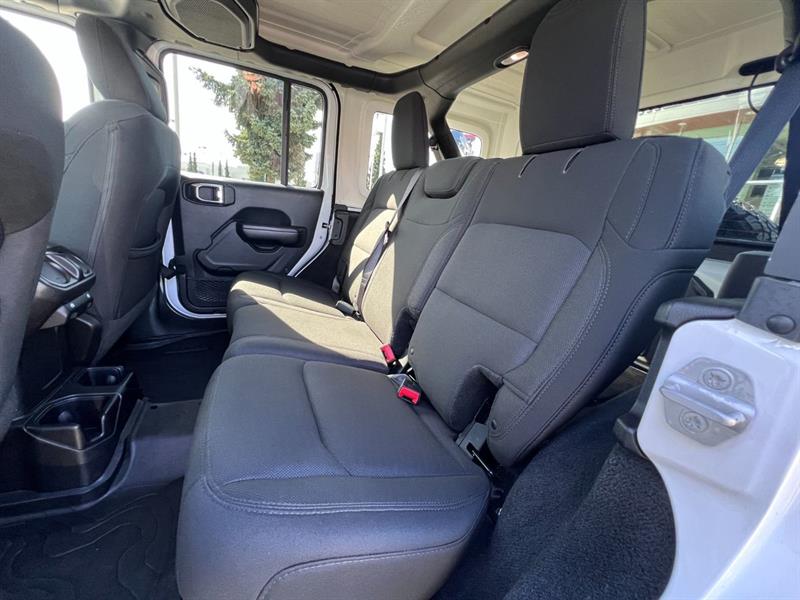 jeep Wrangler 2018 - 13