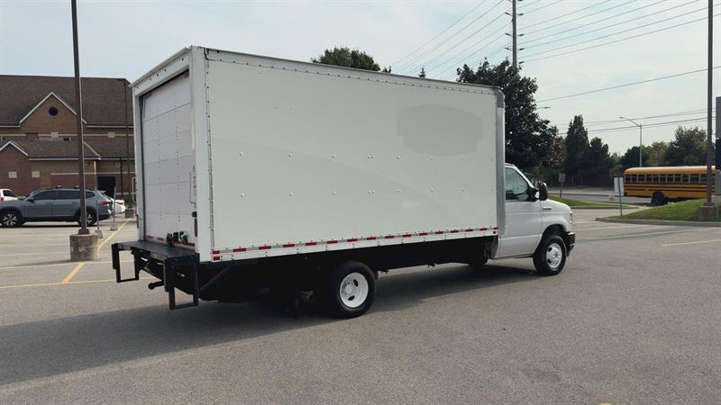 ford E-450 Cutaway 2021 - 4