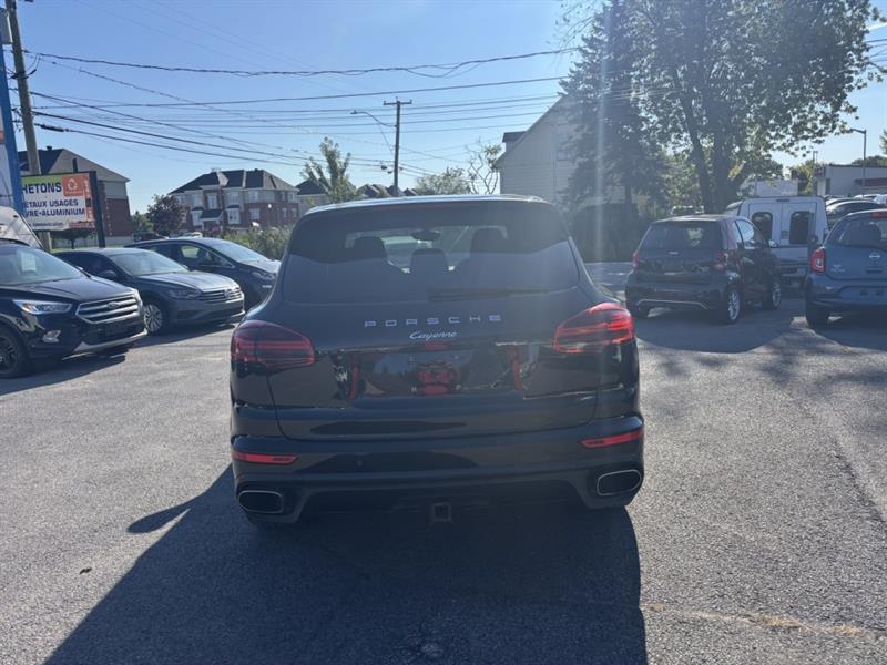 porsche Cayenne 2016 - 3