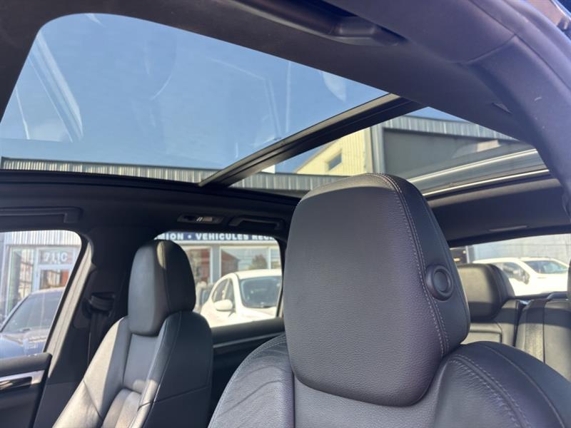 porsche Cayenne 2016 - 11