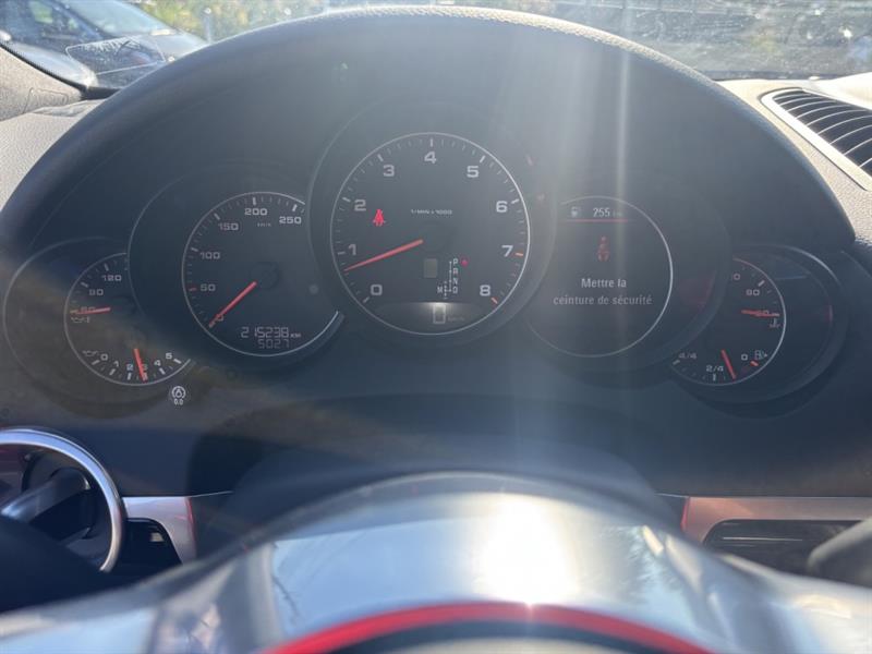 porsche Cayenne 2016 - 13